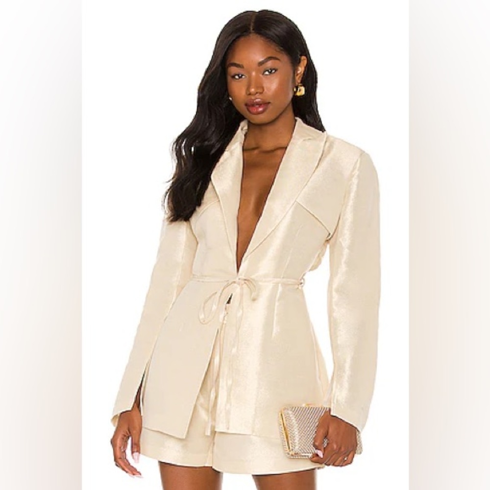 $685 Atoir Aurora Blazer (sz 4) and Faye Shorts (sz 2) Set in golden mist